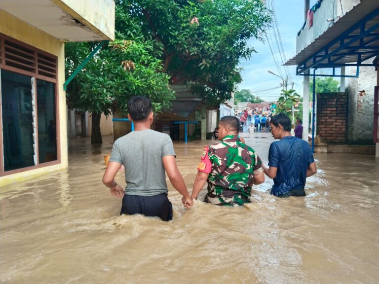 Bencana Alam Sungai Mencirim Meluap, Kodim 0203/Langkat Terjunkan Personil