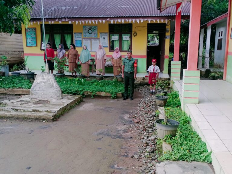 Koramil 06/Bahorok Laksanakan Upacara Bendera di Desa Binaan